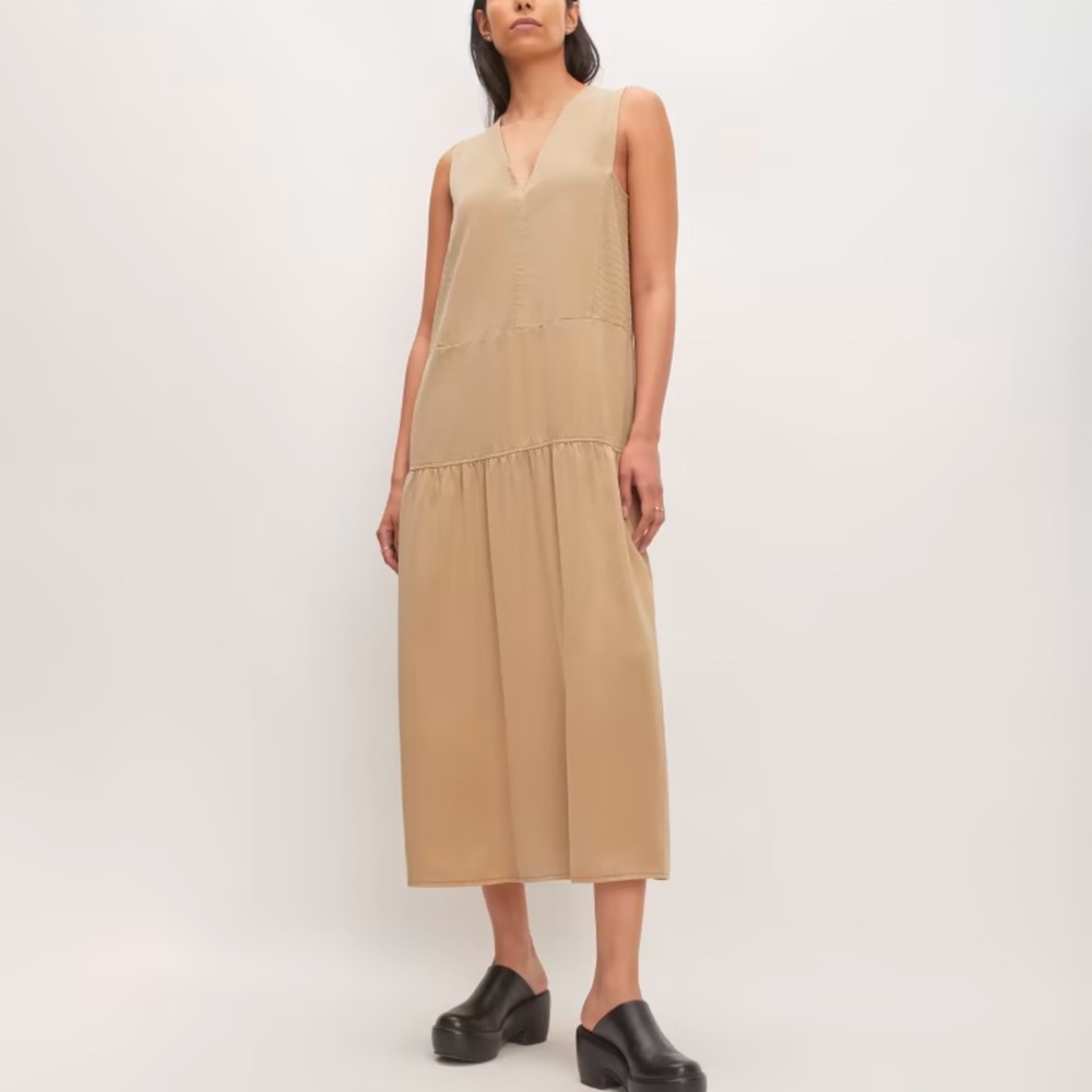 Everlane The Tencel V-Deck Dress
